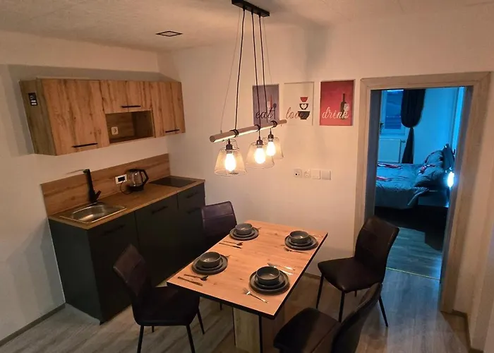 Apartma Martin דירה *